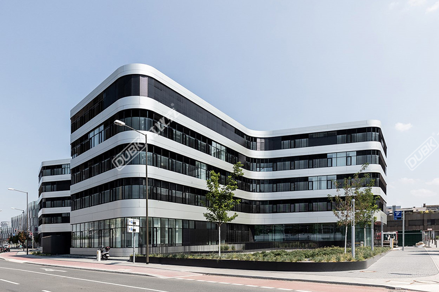 阿拉善盟區行政辦公樓