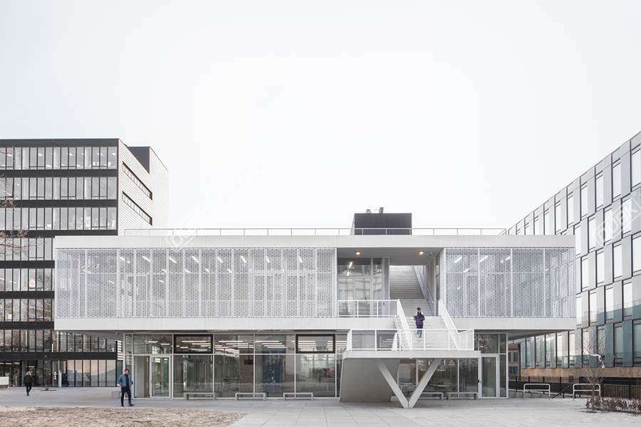 荷蘭Gerrit?Rietveld學院和桑德伯格學院